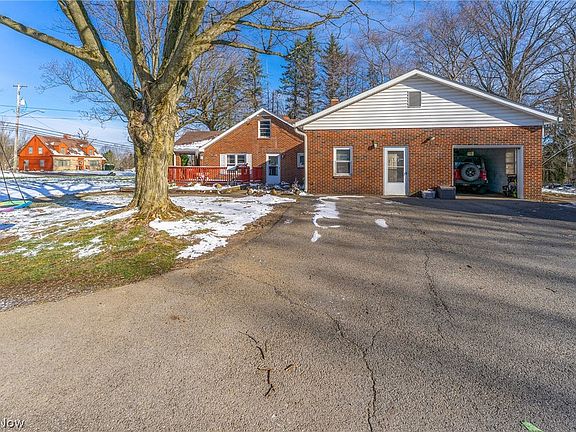 3rd image of 1742 N Ellsworth Ave