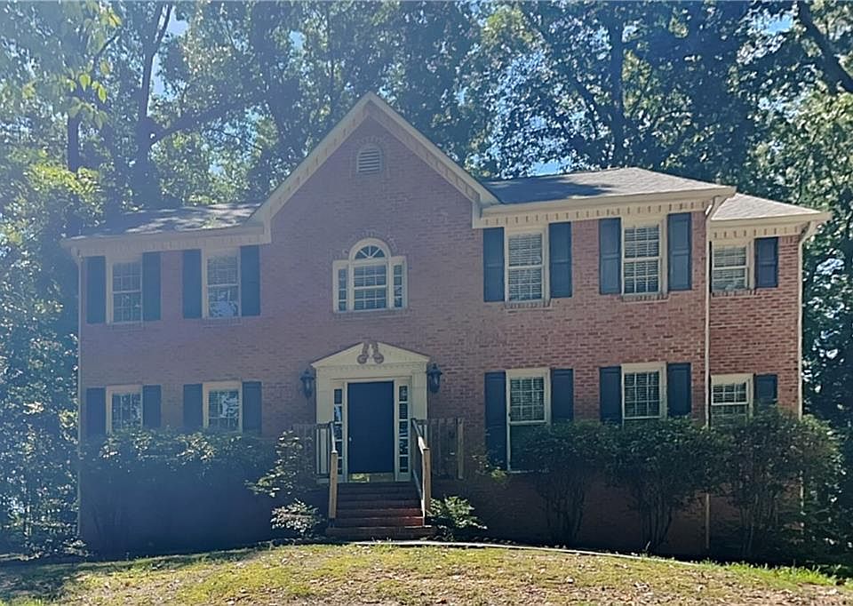 1st image of 3371 Chatsworth Way