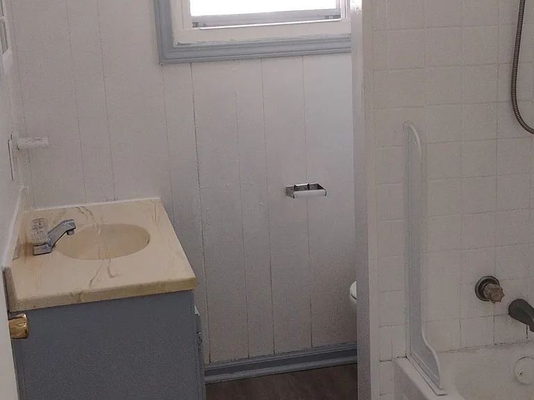 1634 S Grand Ave — Photo 5