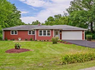 208 Pottawatomie Ln, New Lenox, IL 60451