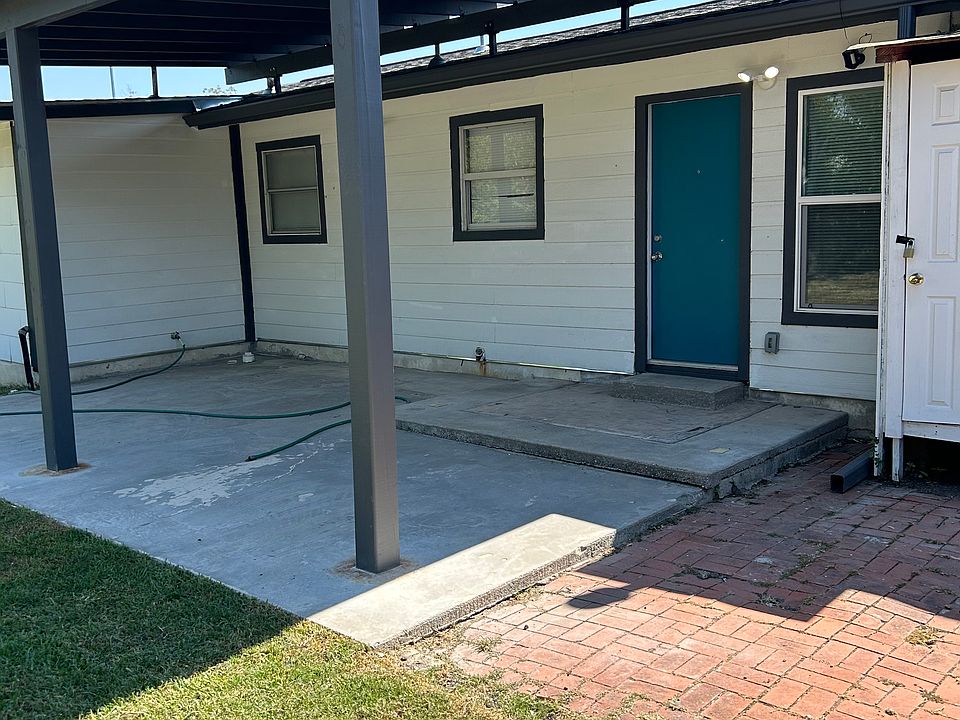 1st image of 351 Wayside Dr