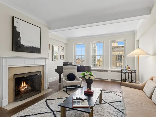 336 Central Park West 16F image 2 of 17