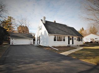 1155 Garvens Ave, Brookfield, WI 53005