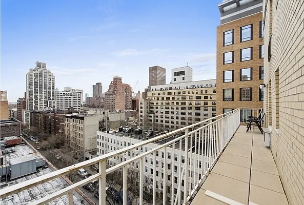 Rented by Jimena Realty | media 19