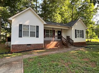 1060 Twin Chapel Dr, Salisbury, NC 28147