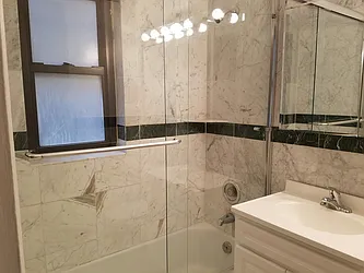 Rented by Manhattan Apartment Organization