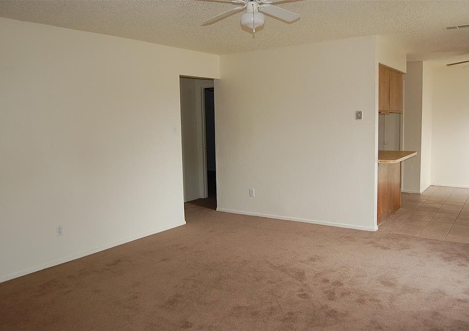 2nd image of 400 N Jefferson St APT 19