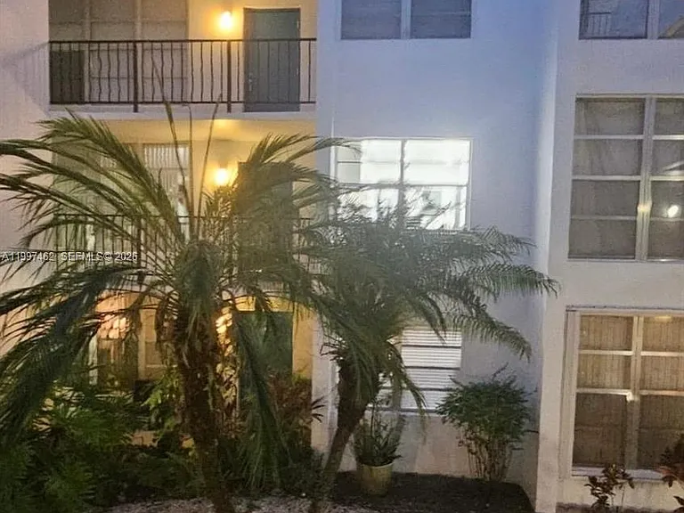 6901 Cypress Rd #B17 — Photo 1
