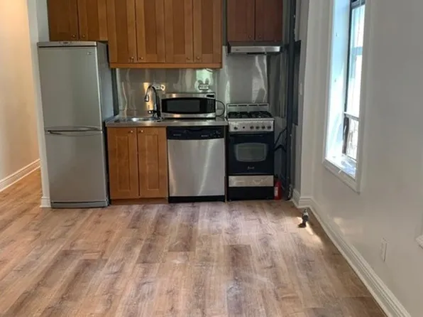 246 East 51st Street image 1 of 8