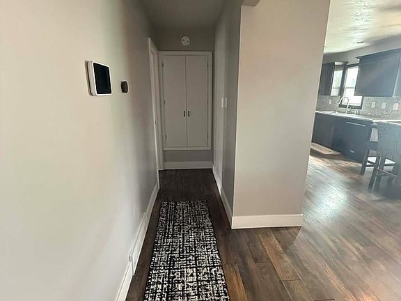 3rd image of 772 Fir St