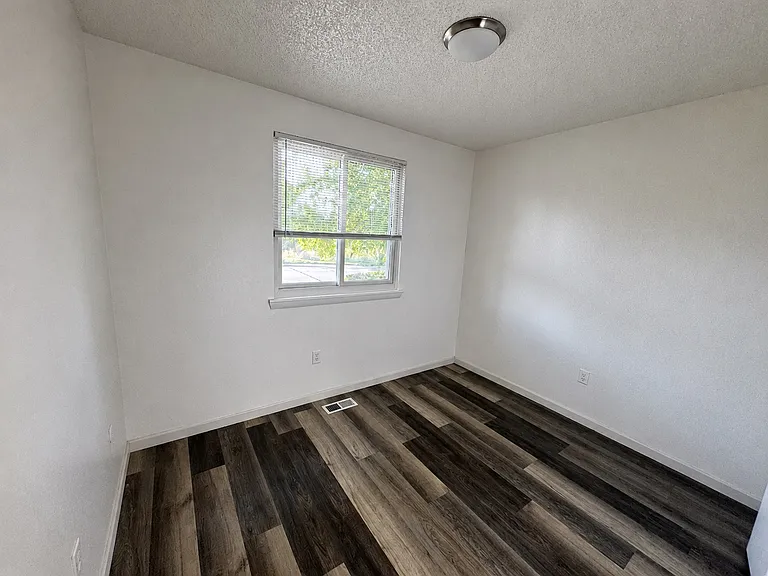 2814 S Ouray Way — Photo 8
