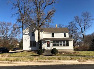 703 Westover St, Oconomowoc, WI 53066