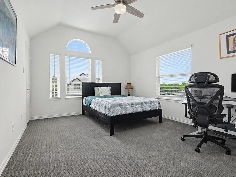 3814 Windmill Ct — Photo 18
