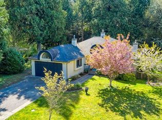 457 Greenwood Dr, Pt Roberts, WA