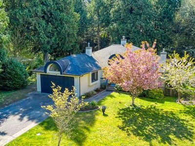 457 Greenwood Dr, Pt Roberts, WA, 98281