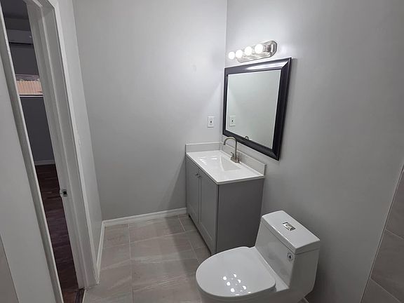 2nd image of 31 Edmund Rd #5