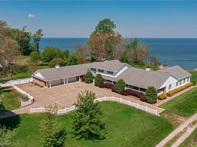 1300 Lake Rd, Conneaut, OH, 44030