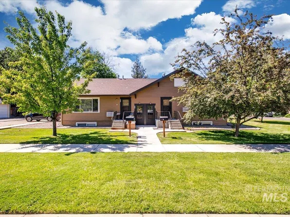 402 S 17th Ave, Caldwell, ID 83605