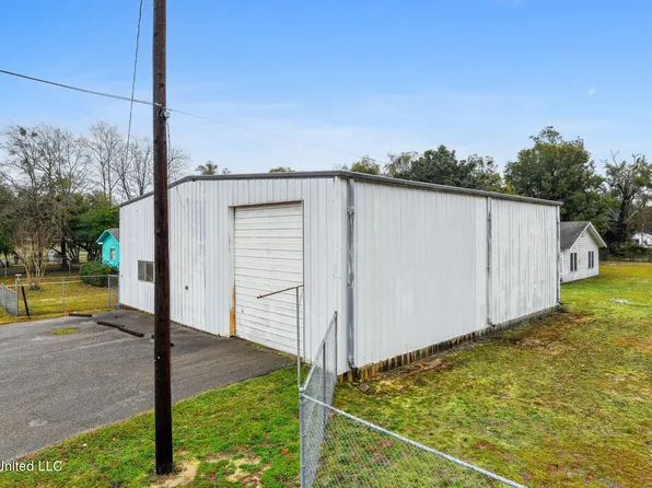 3321 17th St, Gulfport, MS 39501