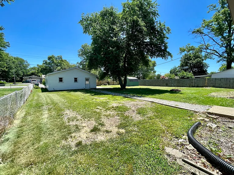 329 Hancook Rd — Photo 25