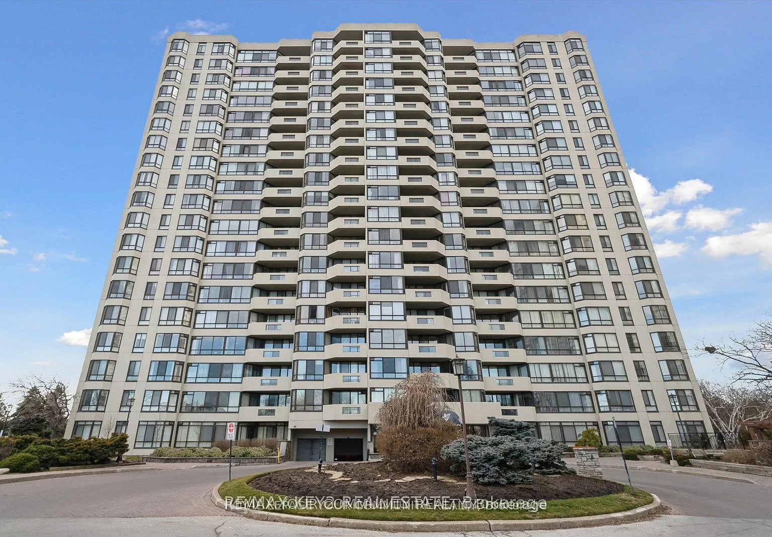 3 bed, $3,000 — Photo 1
