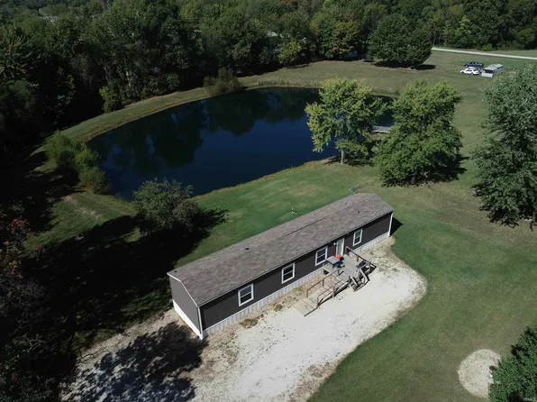 2251 E 300th Rd S, Washington, IN 47501