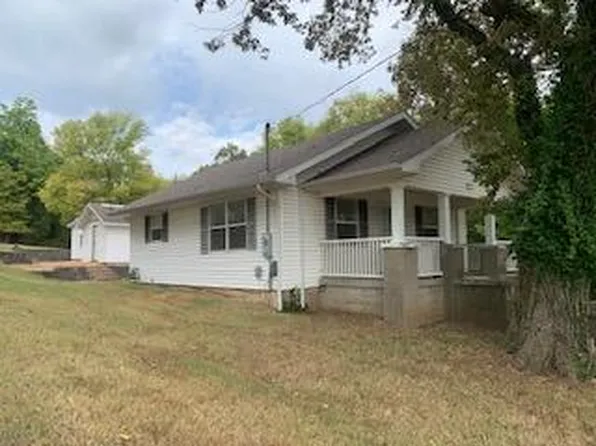 3409 N Farm Road 151, Springfield, MO 65803