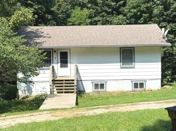 4720 Cramer Rd, Martinsville, IN 46151