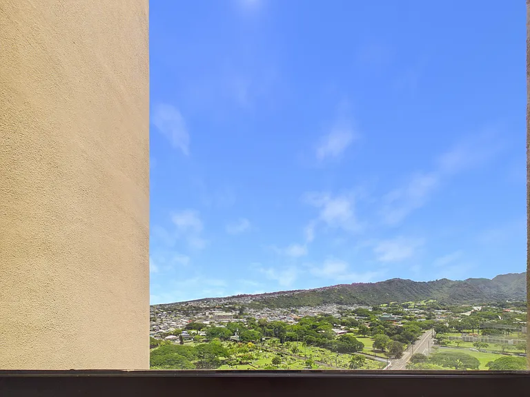 2101 Nuuanu Ave #I1806 — Photo 20