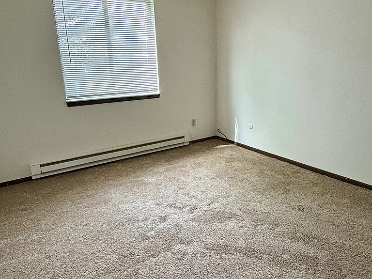 21 Barton Ct #4 — Photo 7