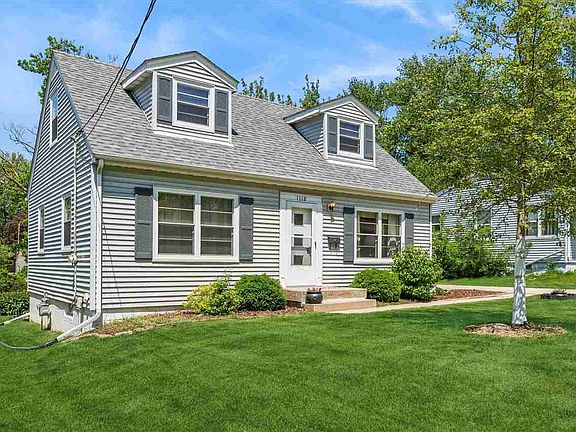 2nd image of 1118 Deforest Ave