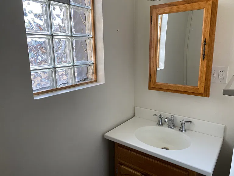 1846 W Henderson St #1846 — Photo 41
