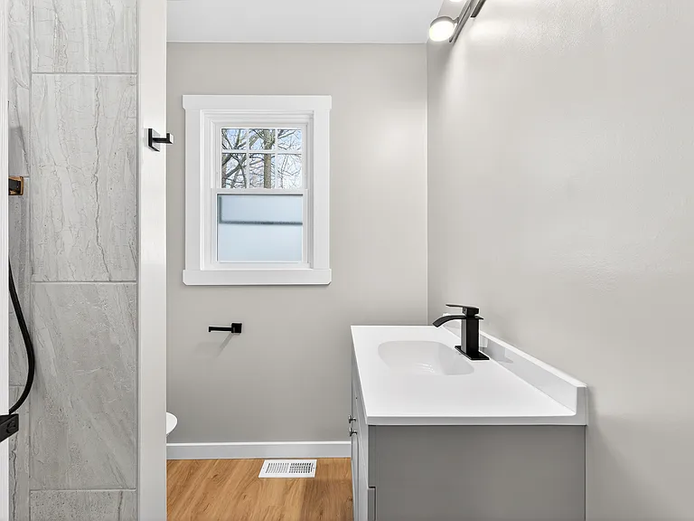 1234 S Champion Ave — Photo 8