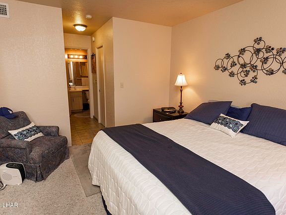 5th image of Mesquite Ave #118