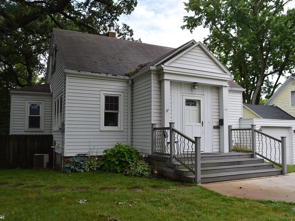 1st image of 715 N 12th St