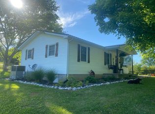 2055 Hays Pondsville Rd, Smiths Grove, KY 42171