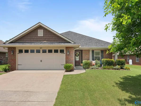 4625 Carrington Blvd SE, Owens Cross Roads, AL 35763