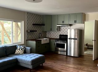 6850 Gunn Dr UNIT B, Oakland, CA 94611