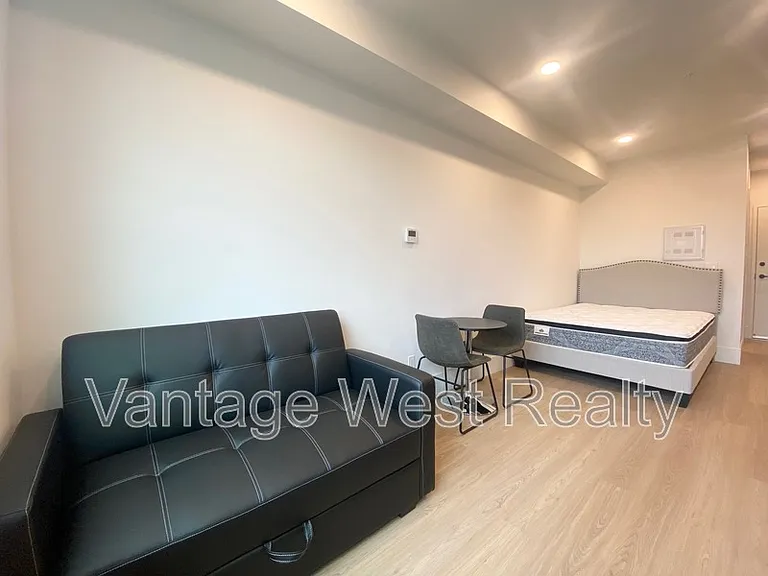 720 Klo Rd #416 — Photo 5