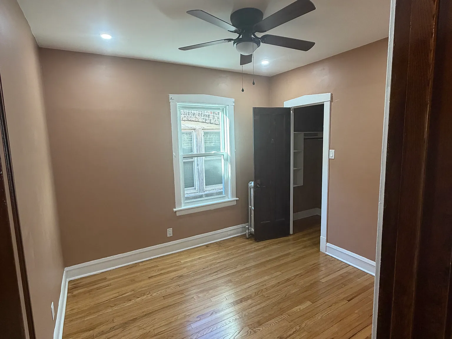 3 bed, $1,850 — Photo 3