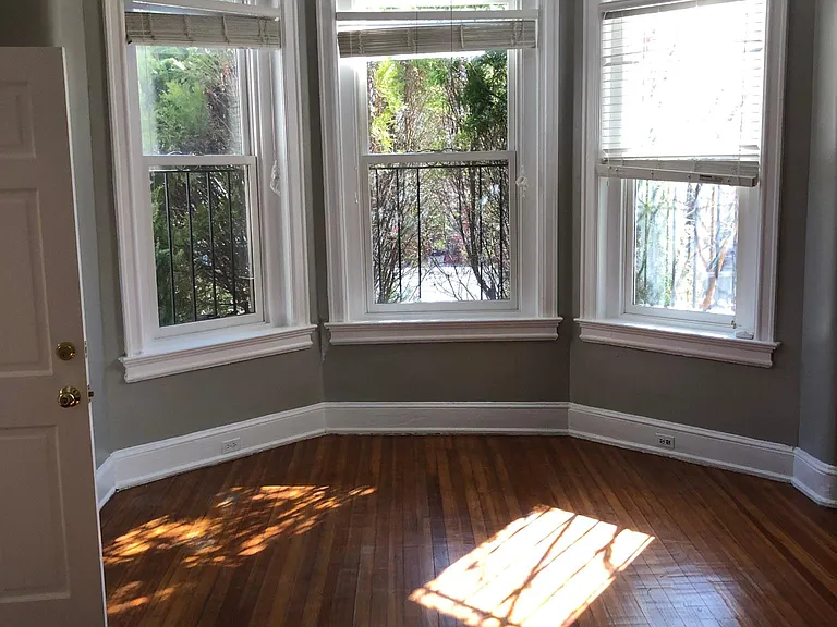 1703 Kilbourne Pl NW #2 — Photo 6