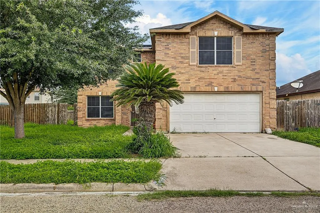 3 bed, 2.5 bath, 1944 sqft, $2,000 — Photo 1