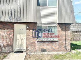 230 W Chubbuck Bld B