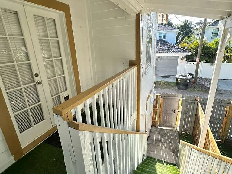 1037 12th St N #1 — Photo 1