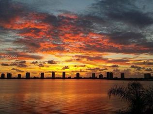 Lake Harbour Towers East, Lake Park, FL 33403