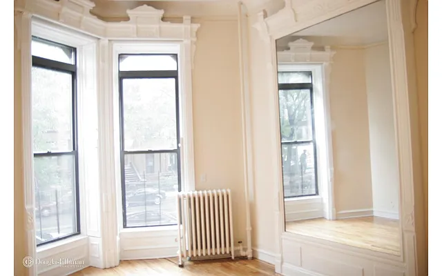 Rented by Douglas Elliman | media 15