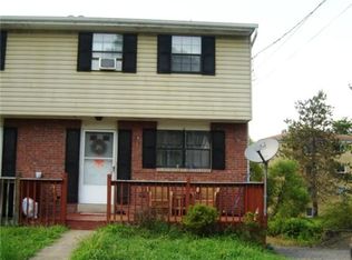 27A W White Oak Dr, Delmont, PA