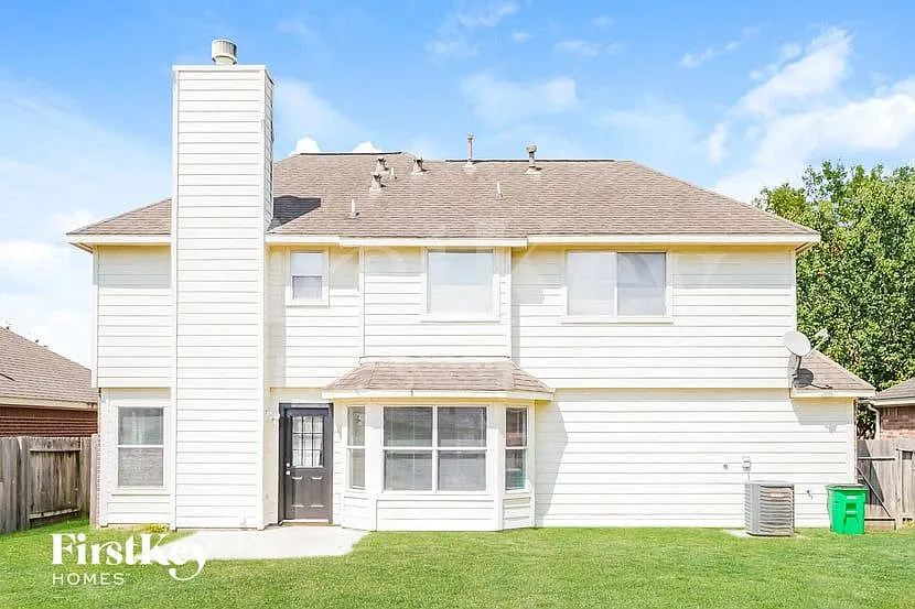 24027 Holleygate Ct