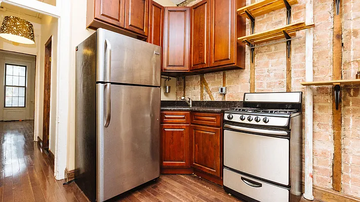 Rented by Nooklyn NYC LLC | media 25