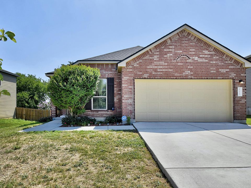 1st image of 716 Community Dr #A